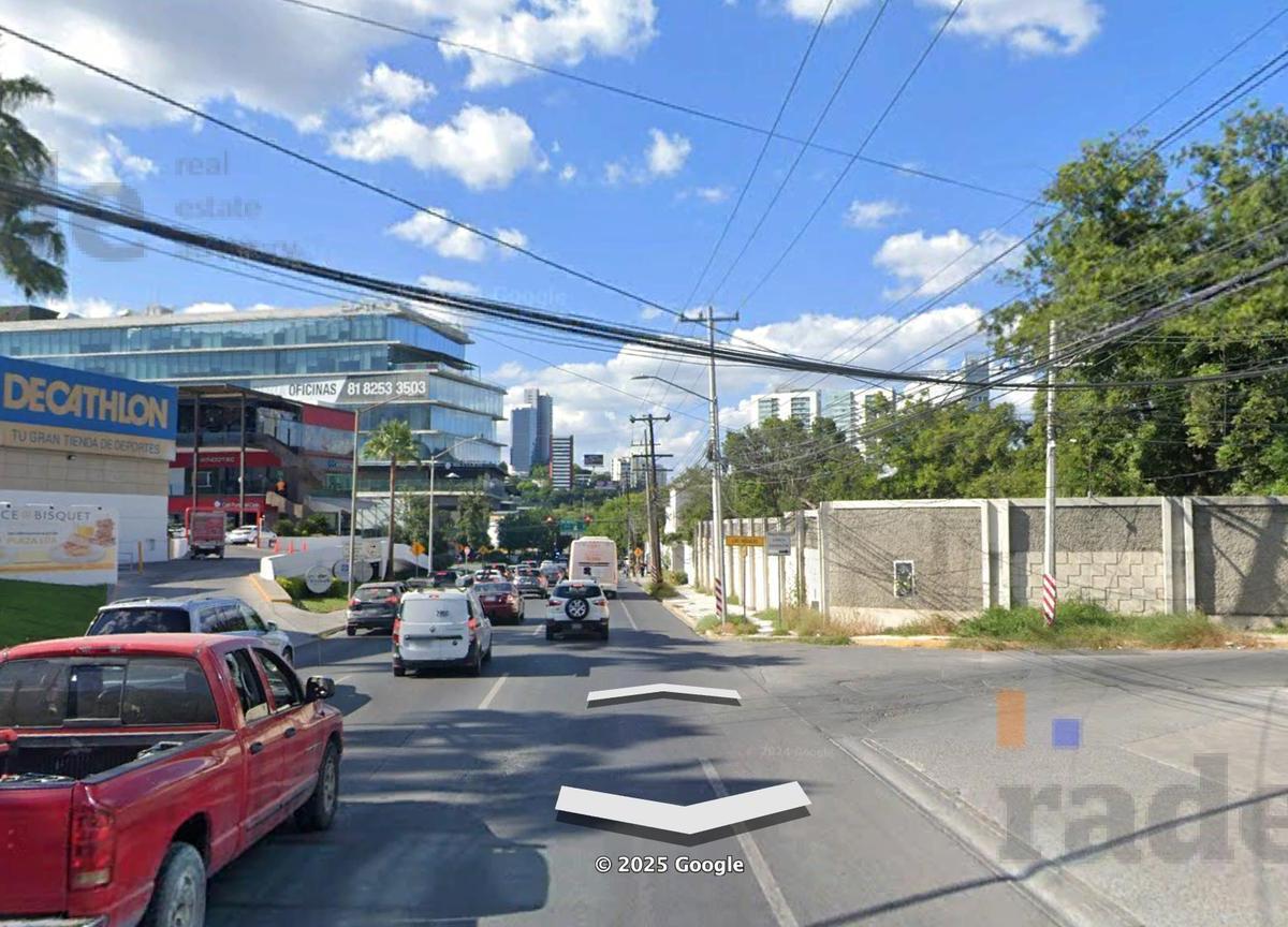 Corner Lot for Sale or Lease on Av. Ricardo Margain, San Pedro
