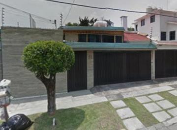 Casa de 4 habitaciones, Naucalpan de Juárez · Casa en Venta en Emilio Rabasa 61, Cd. Satélite, Naucalpan de Juárez, Méx.