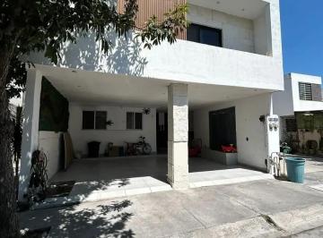1 · Casa en Venta en Molinos de San Francisco en Apodaca