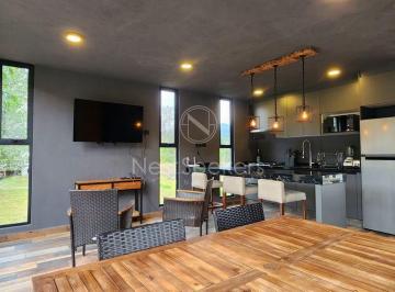 Casa en condominio de 2 habitaciones, Valle de Bravo · Fracción en Venta de Casa en Condominio en Acatitlán.