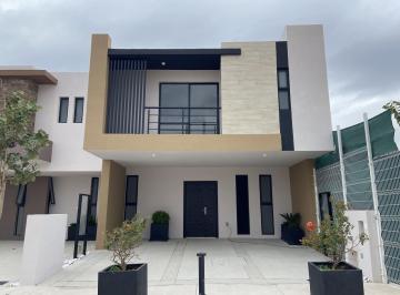 Casa · 199m² · 3 Recámaras · 2 Estacionamientos · Casa Nueva en Venta Fracc. Bosques de Breda