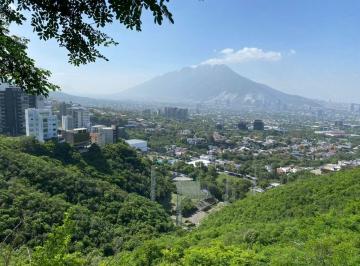 Terreno / Lote , San Pedro Garza García · Terreno en Venta Multifamiliar en Mesa de La Corona