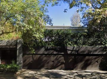 Casa de 6 habitaciones, Miguel Hidalgo · Casa en Bosque de Las Lomas de Recuperacion Bancaria!