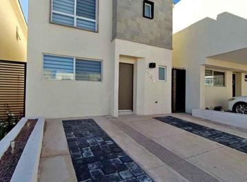 Casa de 3 habitaciones, Chihuahua · Se Renta Bonita Casa en Fracc. Alleza Boreal $14,000 (Por Uvm)