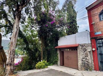 Casa de 2 habitaciones, Xochimilco · En Venta Linda Casa Tipo Provinciano en Tepepan
