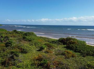 Terreno / Lote , Othón P. Blanco · Terreno Frente Al Mar con Club de Playa, Uso de Alta Densidad, Venta, Mahahual