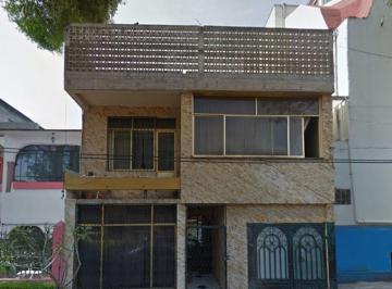 Casa de 3 habitaciones, Azcapotzalco · Casa en Nueva Sanyta Maria de Recuperacion Bancaria!