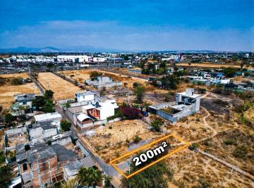 Terreno / Lote · 200m² · Terreno en Venta Frente a Plaza Atrios Cuautla Morelos