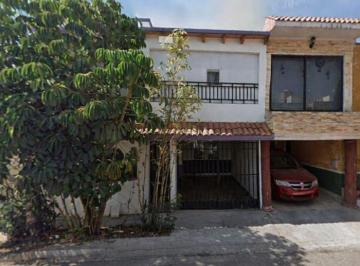 Casa de 3 habitaciones, Corregidora · Casa con 98 m² de Terreno y 3 Recámaras en Venta, Corregidora