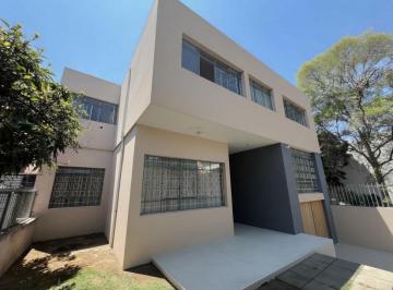 Casa uso de suelo de 5 habitaciones, Guadalajara · Casa en Venta con Uso de Suelo "Chapalita"