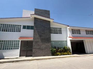 Casa de 4 habitaciones, Puebla · Casa en Venta – Colonia Universidades, Puebla