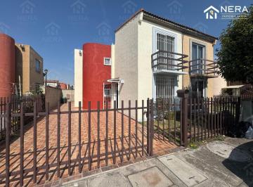 Casa · 86m² · 3 Recámaras · 2 Estacionamientos · Casa en La Bomba