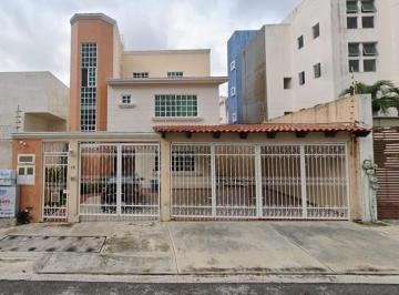 Casa de 4 habitaciones, Benito Juárez · Casa en Venta en Av Nizuc, Supermanzana 12, Cancun, Quintana Roo