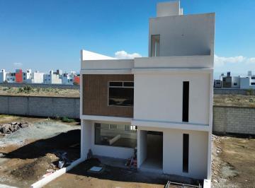 Casa · 120m² · 3 Recámaras · 2 Estacionamientos · Casa en Residencial Rosso Pachuca Sur
