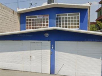 Casa de 3 habitaciones, Ecatepec de Morelos · Casa en Venta en Río Amazonas, Jardines de Morelos, Ecatepec de Morelos, México