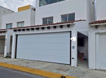 Casa de 3 habitaciones, Pachuca · Casa en Renta Fracc Puerta de Hierro Pachuca, Hgo.