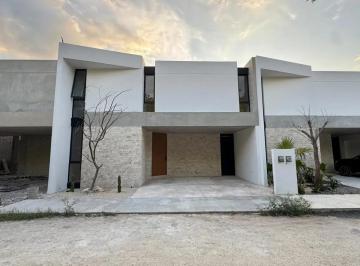 1 · Casa con Amplios Espacios en Merida Yucatan, Dzitya