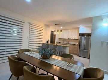 Casa de 3 habitaciones, León · Casa en Venta Zona Sur León en Privada con Vigilancia Mayorca Residencial