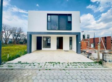 Casa en condominio · 135m² · 2 Recámaras · 2 Estacionamientos · Casa Nueva en Venta en Fraccionamiento Monterreal a 10 Minutos en Auto de Plaza San Diego Puebla