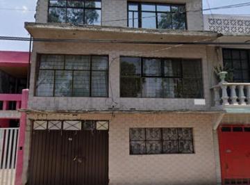 Casa de 4 habitaciones, Gustavo A. Madero · Casa en Venta en Guadalupe Proletaria Cerca de Metro Politécnico