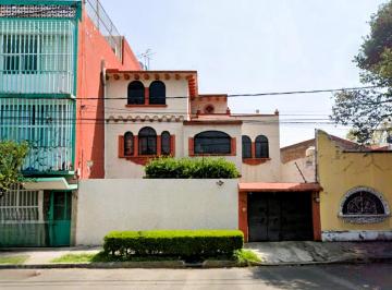 Casa de 4 habitaciones, Azcapotzalco · ¡Casa en Claveria Azcapotzalco, Excelente Oportunidad de Inverion!