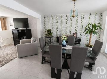 Departamento · 105m² · 1 Recámara · Departamento Amplio con Dos Baños: Comodidad y Privacidad en un Solo Espacio.