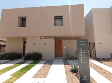 Casa de 3 habitaciones, El Marqués · Casa Vitar 2 en Venta en Terrasoles
