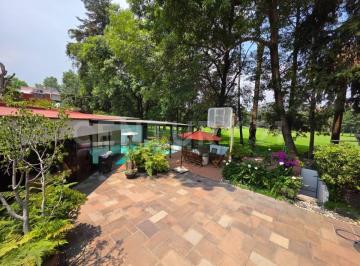 Casa · 569m² · 3 Recámaras · 3 Estacionamientos · Casa en Club de Golf México | Frente Al Campo | Alberca
