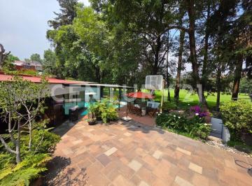 Casa · 570m² · 3 Recámaras · 3 Estacionamientos · Casa en Club de Golf México | Frente Al Campo | Alberca