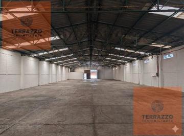 Bodega comercial · 1050m² · Bodega Industrial en Chipilo de Francisco Javier Mina