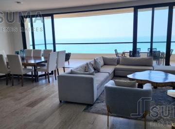Departamento · 227m² · 3 Recámaras · 2 Estacionamientos · Departamento Amueblado en Venta en Fracc. Velamar, Altamira Tamaulipas.