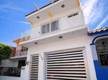 Casa de 4 habitaciones, Mazatlán · Casa en Venta en Av Zaragoza en El Centro de Mazatlán