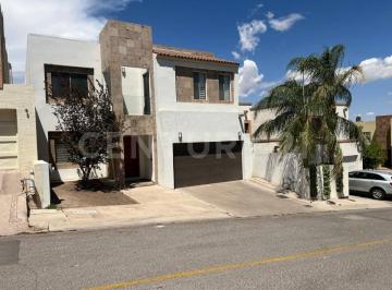 Casa · 274m² · 3 Recámaras · 2 Estacionamientos · Casa en Renta Residencial La Cantera V, Chihuahua, Chihuahua