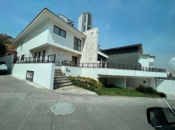 ae7ba658b9d43151f357e7c293876f18cede47b94d2af84ca95b4aacb255d97d · Casa en Venta Loma Real en Bosque Real