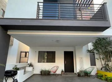Casa de 3 habitaciones, García · Casa en Renta Amueblada en Valle de Cumbres García Nuevo León
