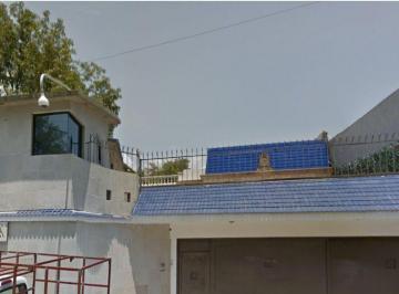 Casa de 3 habitaciones, Alvaro Obregón · Casa en Pedregal de Recuperacion Bancaria, Bastante Amplio