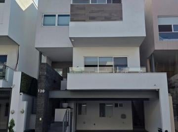 Casa en Venta de 4 habitaciones Cumbres Elite Premier Privadas Alpes y Everest · Casa en Venta en Cumbres Elite Premier en Monterrey