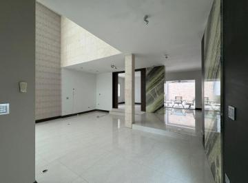 Casa de 3 habitaciones, Monterrey · Casa en Esquina en Carolco