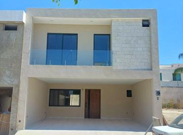 Casa de 3 habitaciones, León · Casa Nueva Venta Candora Urbanidad
