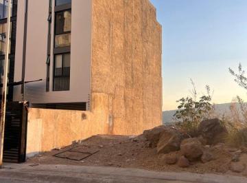 Terreno / Lote , San Pedro Tlaquepaque · #lote Uso Mixto 179.59 m² $$3,200,000 Doble Frente | Comercial o Habitacional Paisajes del Tesoro E2