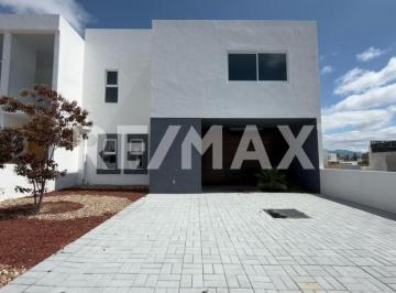 Casa en condominio · 220m² · 4 Recámaras · 2 Estacionamientos · Casa Tulum en Venta | Grand Juriquilla - (4)