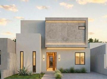 Casa de 3 habitaciones, Alvarado · Casa en Venta con Alberca y Recámara en P. B. en El Fraccionamiento Punto Lomas Residencial en La Ri