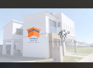 Casa · 258m² · 3 Recámaras · 5 Estacionamientos · Casa en Venta en Condado del Valle Secc Altea