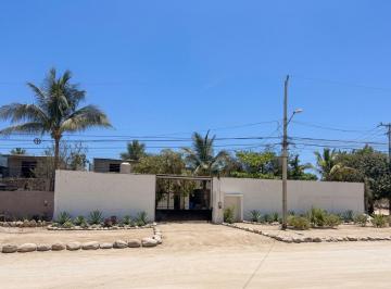 Casa de 6 habitaciones, Los Cabos · Casa Amplia con Gran Potencial Sobre Av Principal