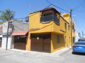 Casa · 140m² · 3 Recámaras · 2 Estacionamientos · Casa Sola en Venta en Peña Blanca, Morelia, Michoacán