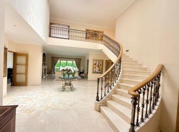 Casa · 750m² · 4 Recámaras · 6 Estacionamientos · Espectacular Residencia en Bosque de Las Lomas, Bosque de Jacarandas