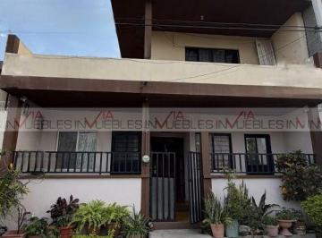 Casa · 233m² · 6 Recámaras · Casa en Venta en San Pedro Garza Garcia Centro