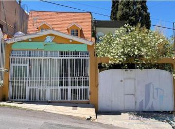 Oficina · 261m² · 2 Estacionamientos · Casa en Venta, Amueblada, en Los Frailes.