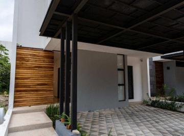 2fe6b478342ab1a21da73765633cca5d9a5d8c8eec581dba963ab6ba92c281fa · Casa en Venta y Renta en Residenc Ial Rio