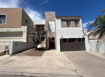Casa · 274m² · 3 Recámaras · 2 Estacionamientos · Cesa en Venta Residenciail La Canter V, Chihuahua, Chihuahua.
